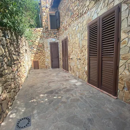 Apartment La Rocca Sarda *